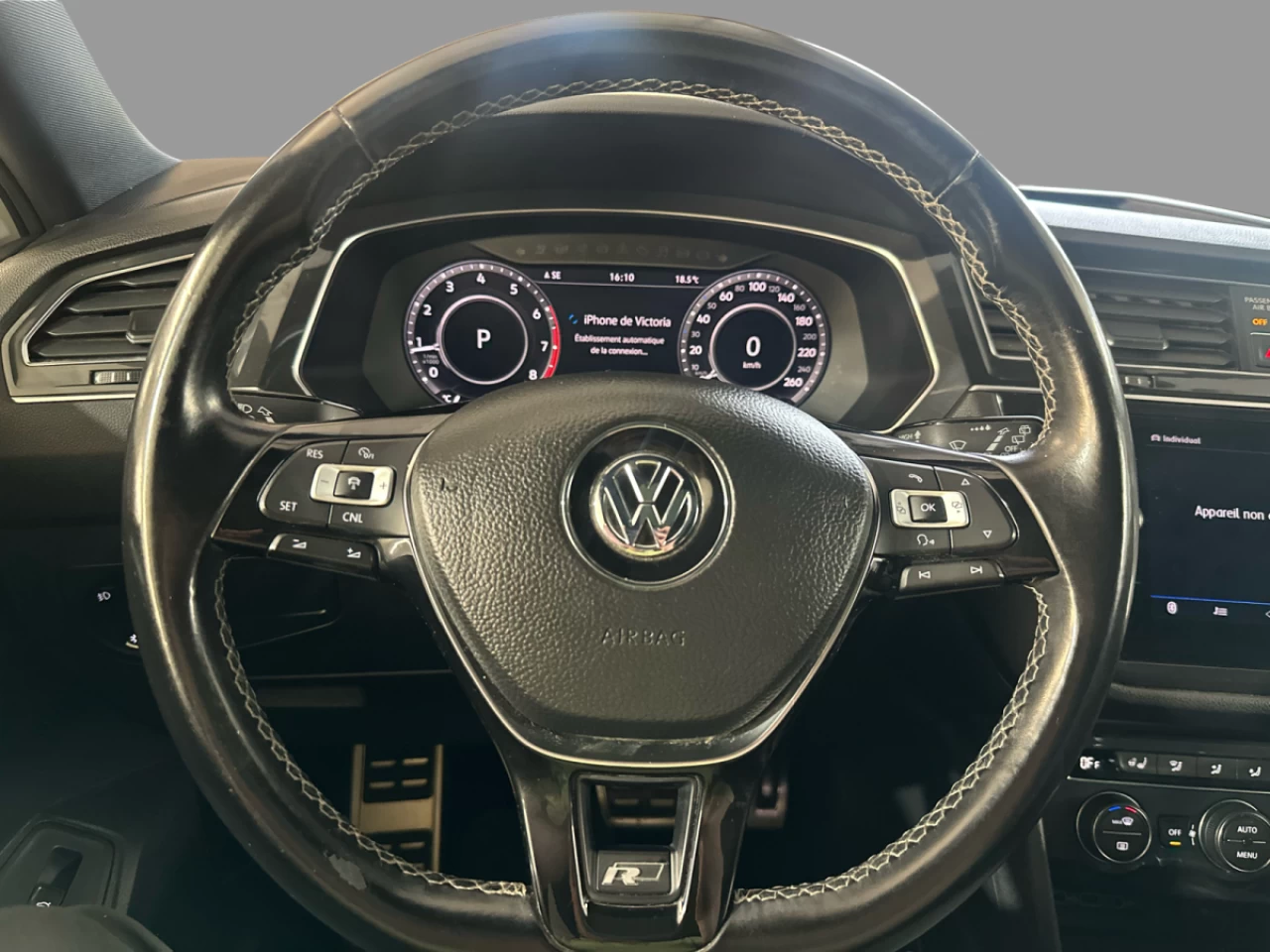 2018 Volkswagen Tiguan Highline R-Line 4MOTION Main Image