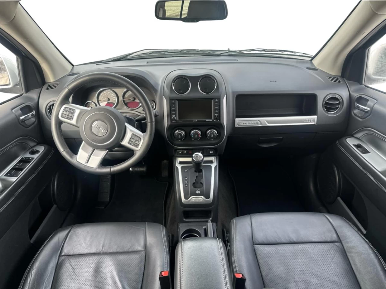 2016 Jeep Compass 4WD 4dr High Altitude Main Image