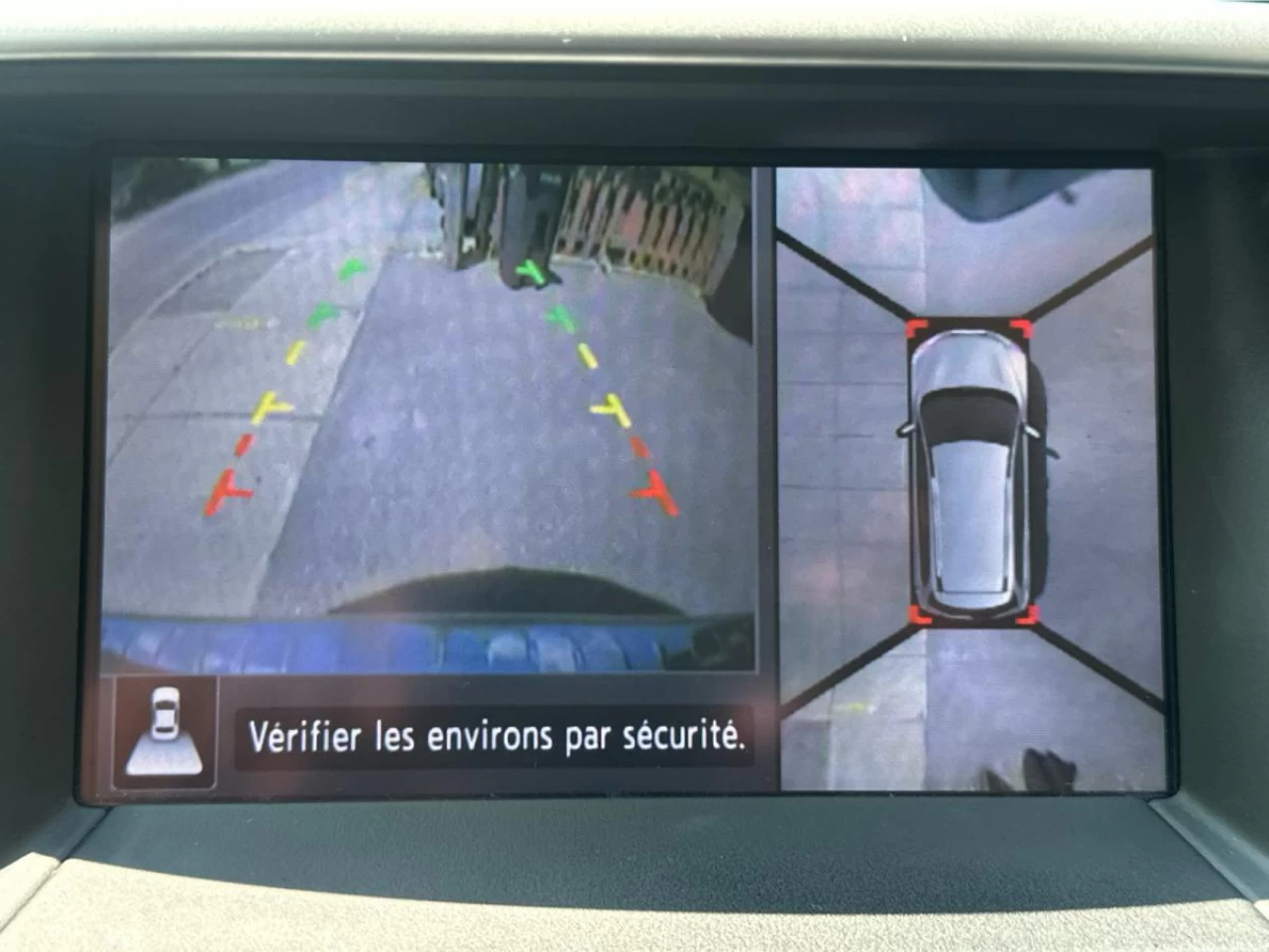 2015 Nissan Pathfinder AWD 7 pass Main Image