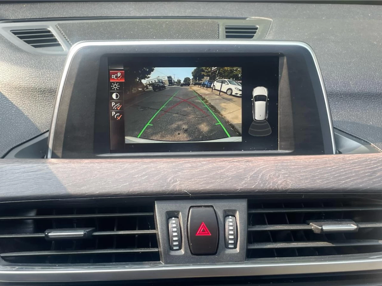2017 BMW X1 AWD SAV Main Image