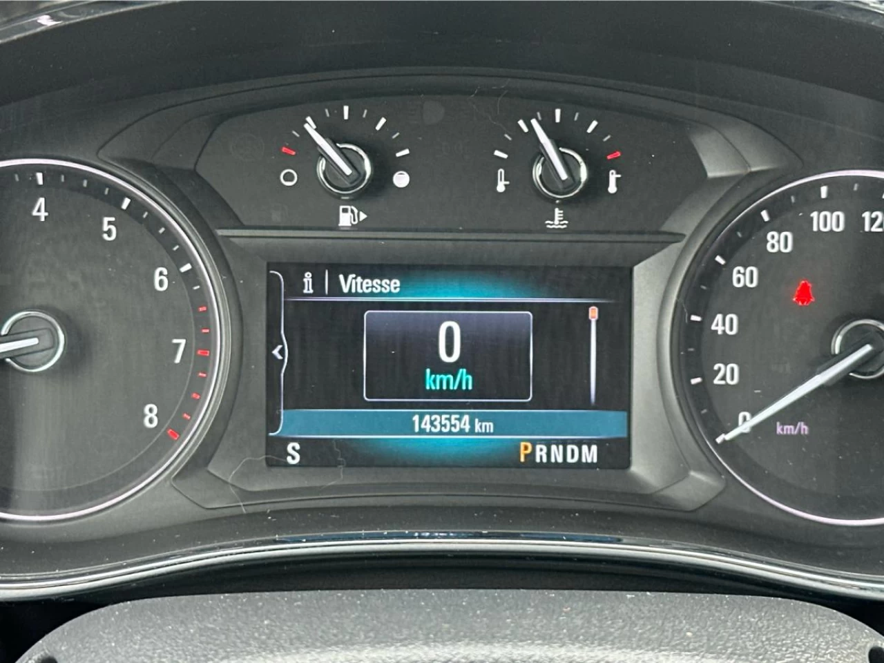 2017 Buick Encore Essence AWD Main Image