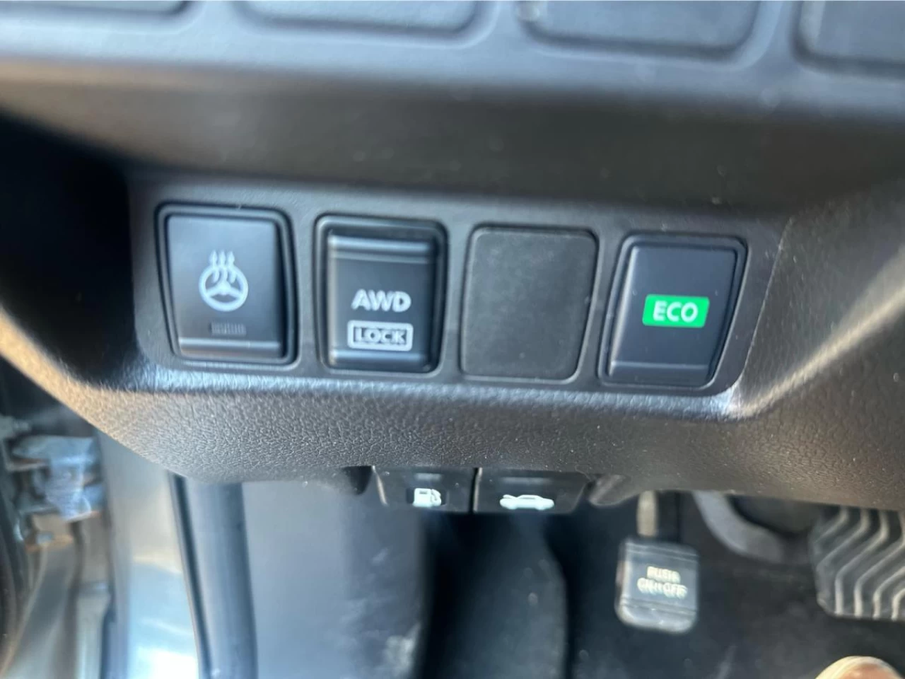 2018 Nissan Qashqai AWD S CVT Main Image