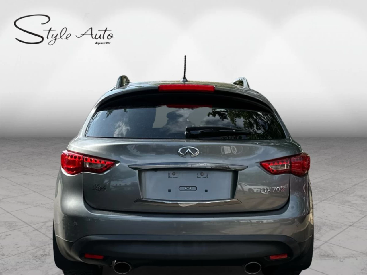 2017 Infiniti QX70 AWD SUV Image principale