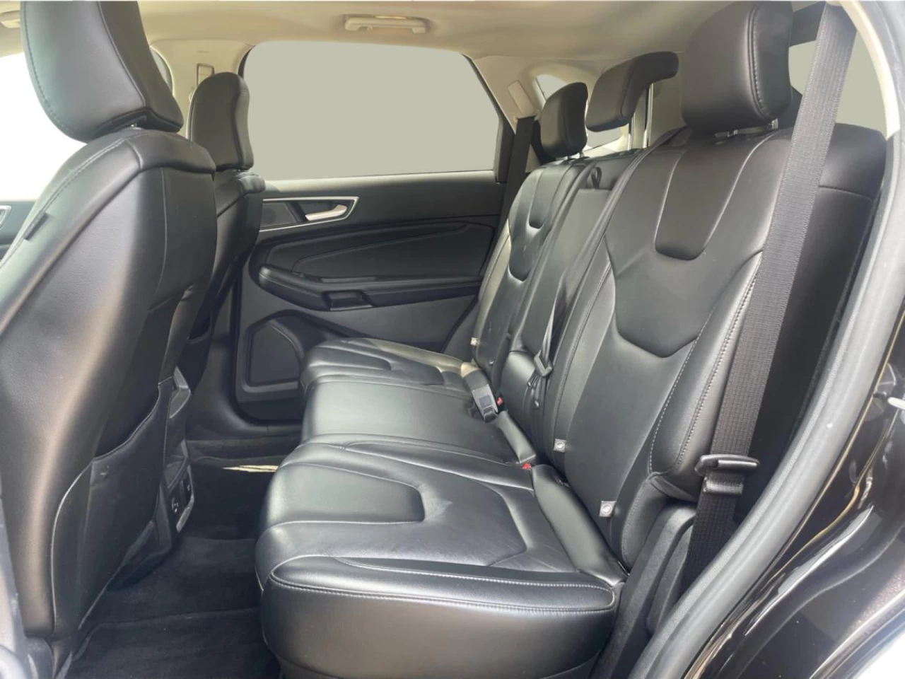 2021 Ford Edge Titanium AWD FULLY LOADED Main Image