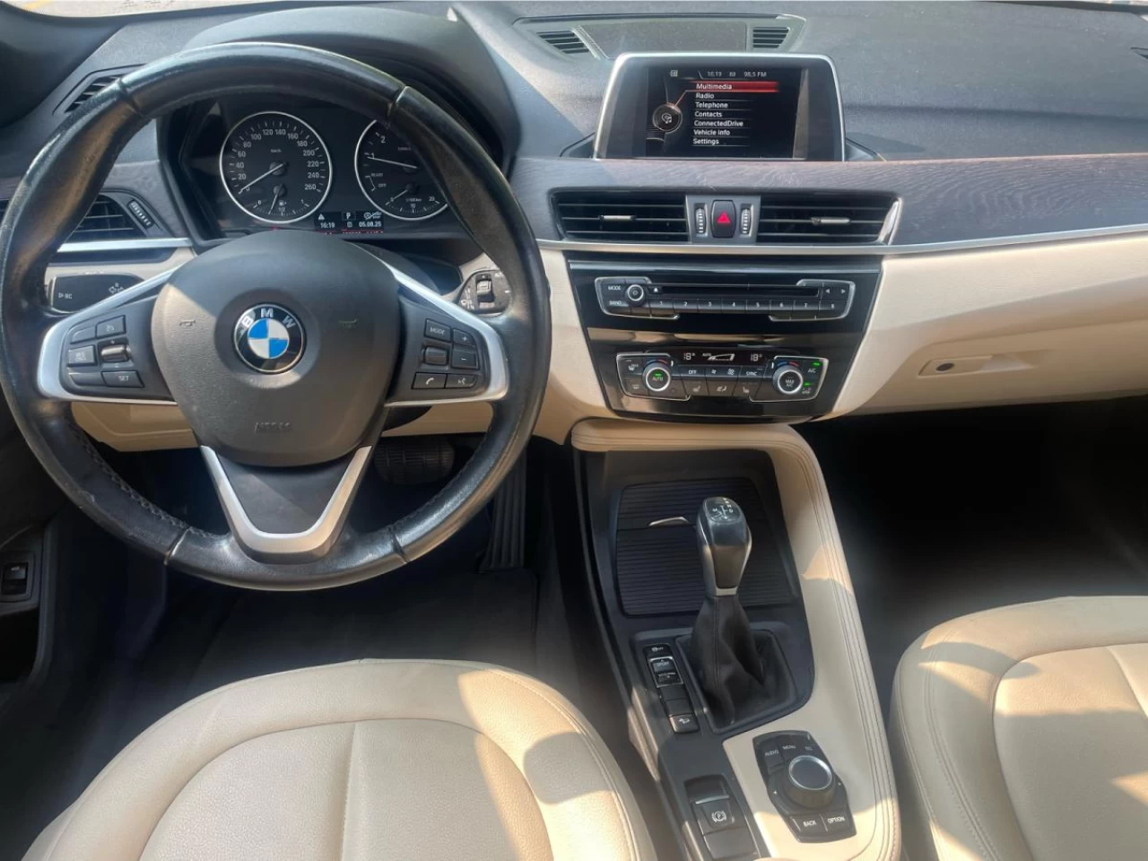 2017 BMW X1 AWD SAV Main Image