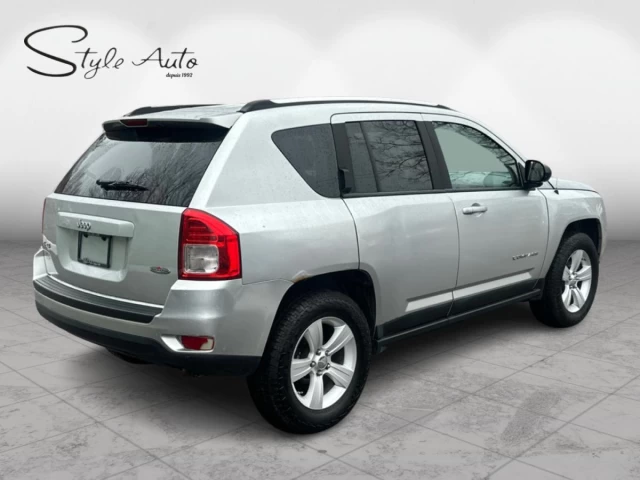 Jeep Compass 4WD 4dr North Edition 2011