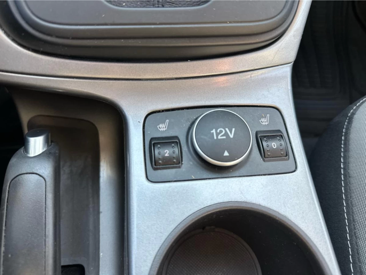 2016 Ford Escape 4WD 4dr SE Image principale