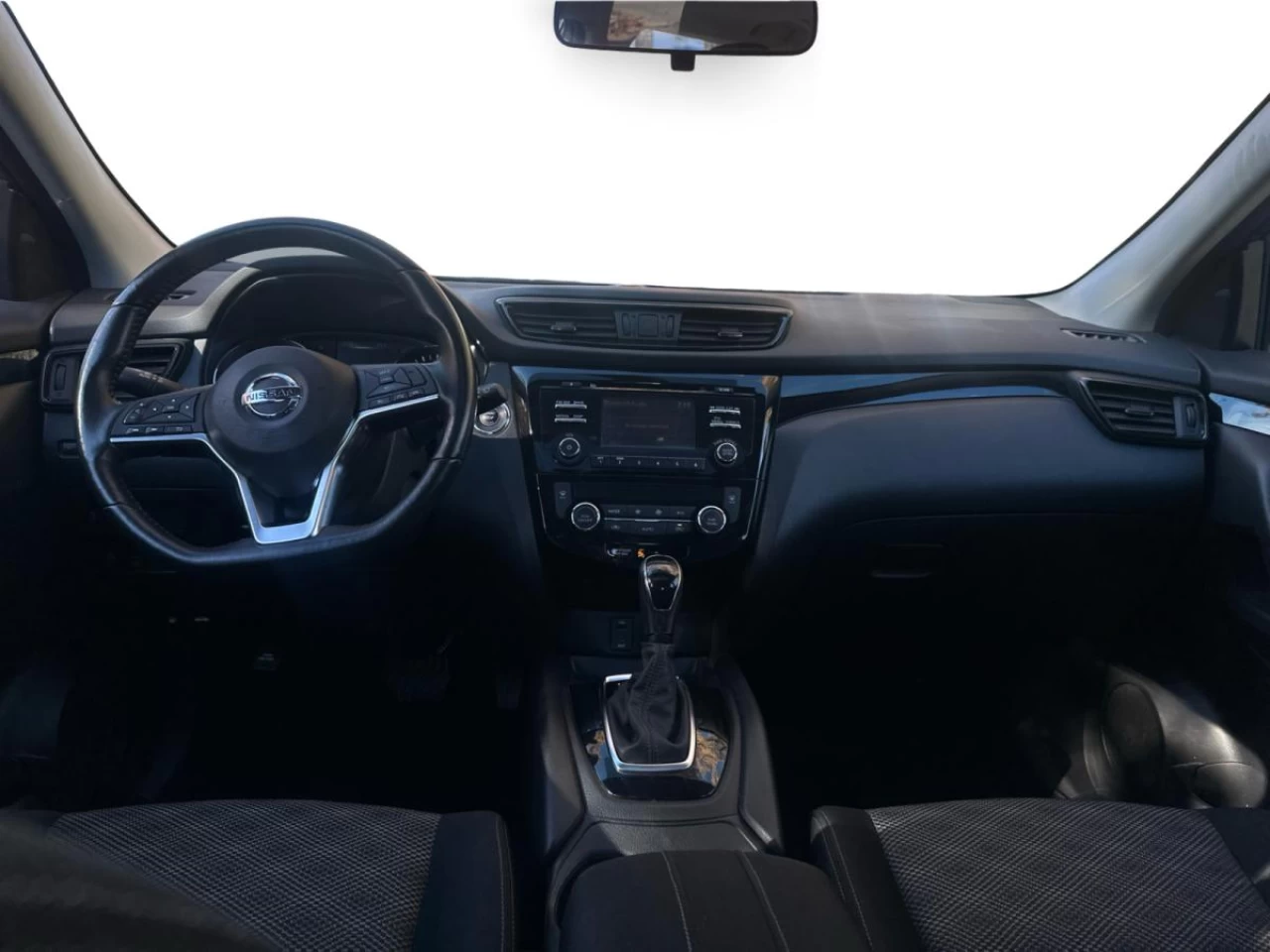 2018 Nissan Qashqai AWD S CVT Main Image