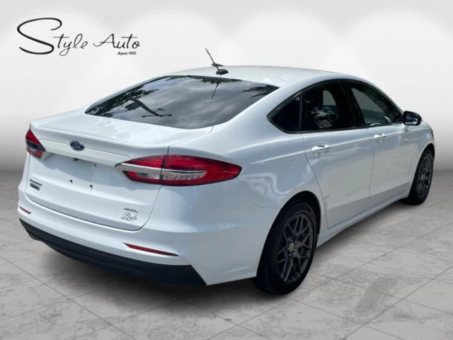 Ford Fusion Energi SEL FWD 2019
