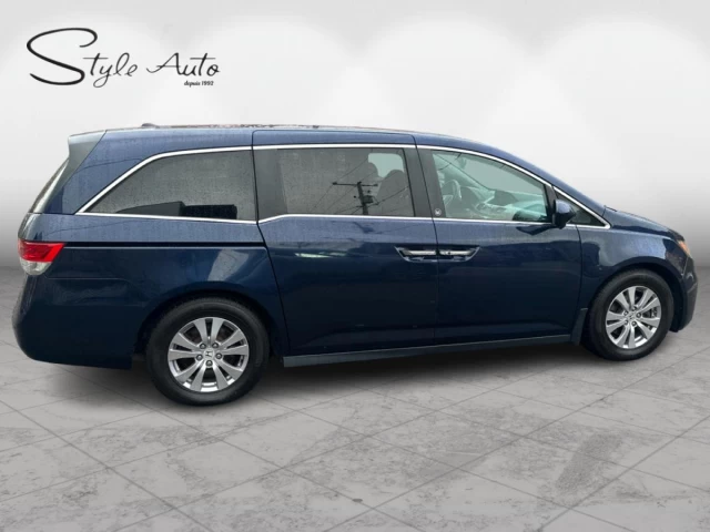 Honda Odyssey EX-L  8 passengers with Rear Entertainment System 2017