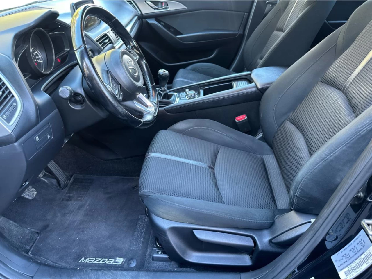 2017 Mazda Mazda3 GS Image principale