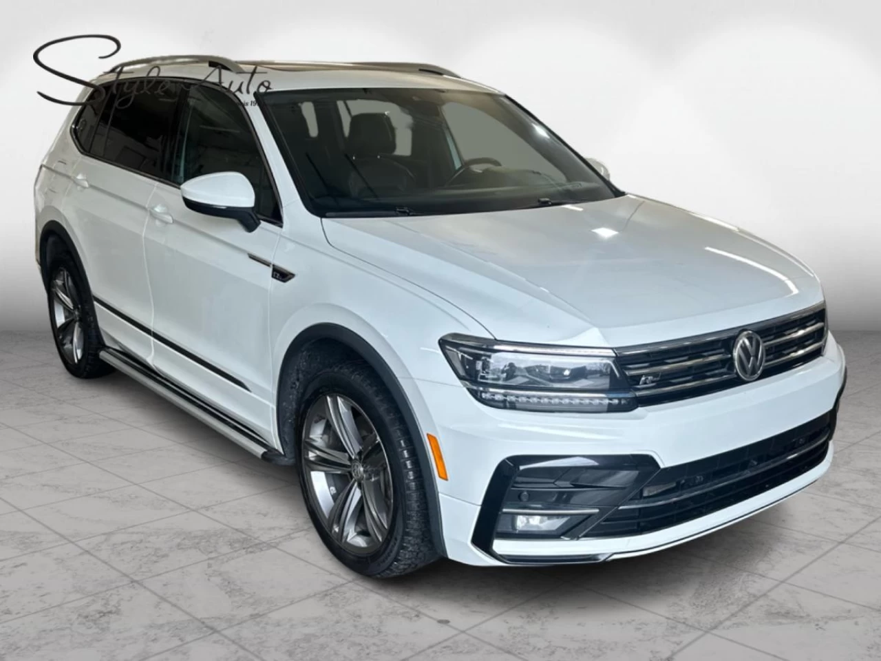 2018 Volkswagen Tiguan Highline R-Line 4MOTION Main Image