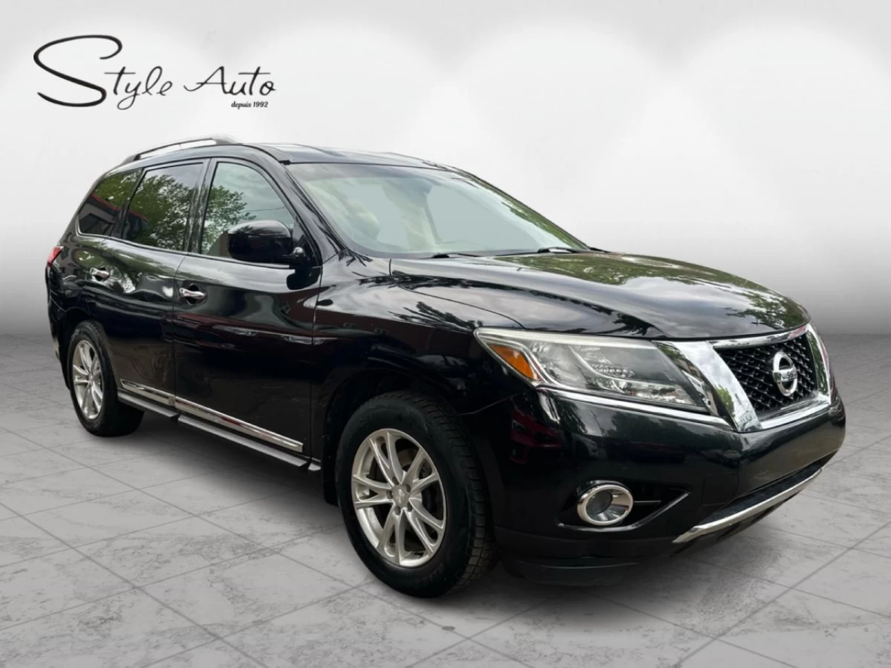 2014 Nissan Pathfinder 4WD S Leather Nav cam 7 Pass Image principale