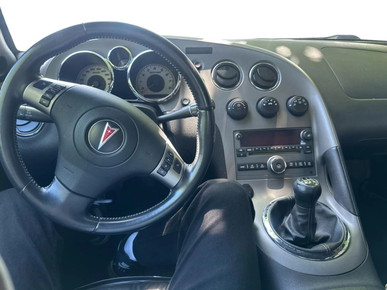 2007 Pontiac Solstice 2dr Convertible Main Image