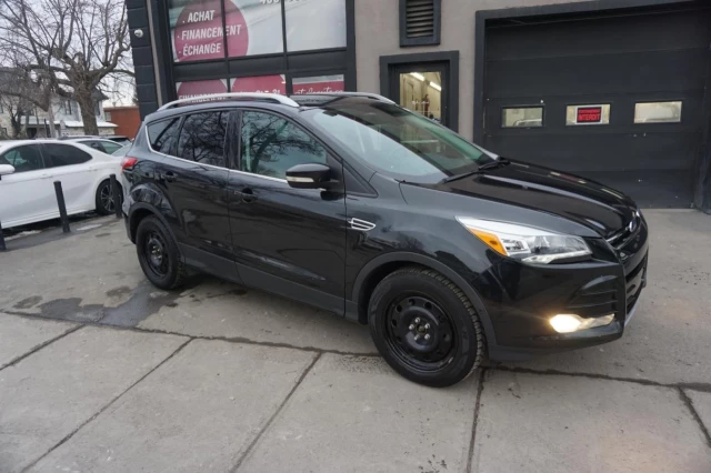 Ford Escape Titanium Fully Loaded Leathers Pano sun Roof Cam 2014