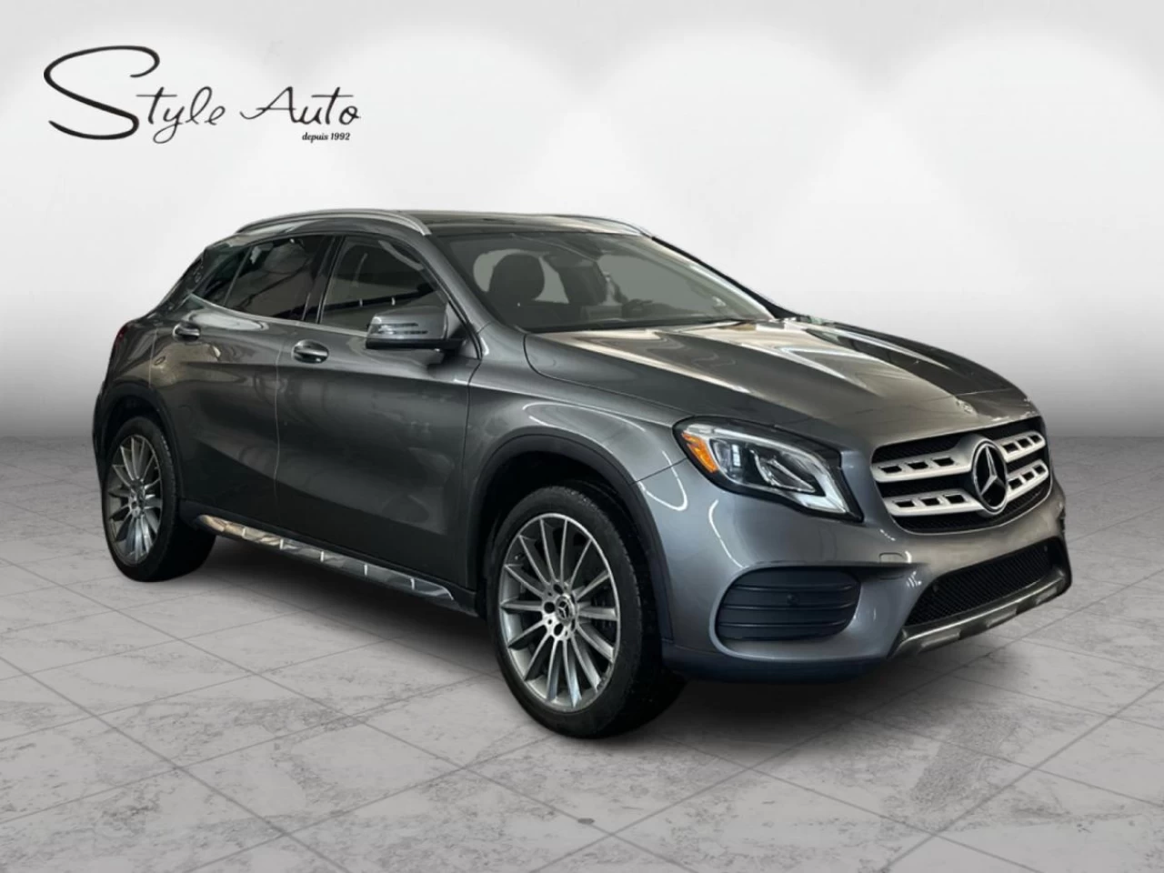 2019 Mercedes-Benz GLA250 GLA 250 4MATIC Main Image