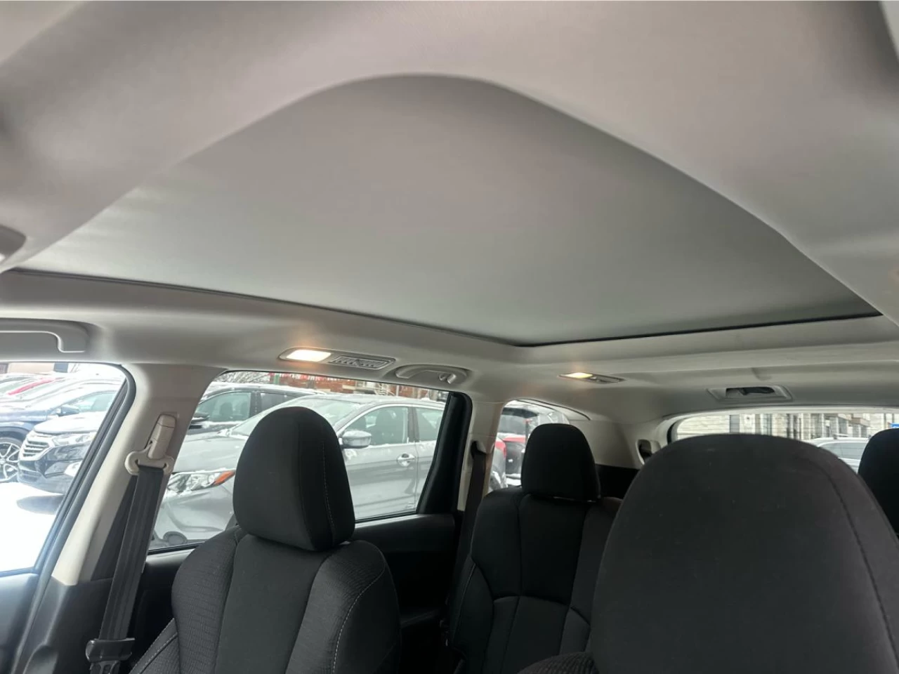 2019 Subaru Ascent Touring 8-Passenger Main Image