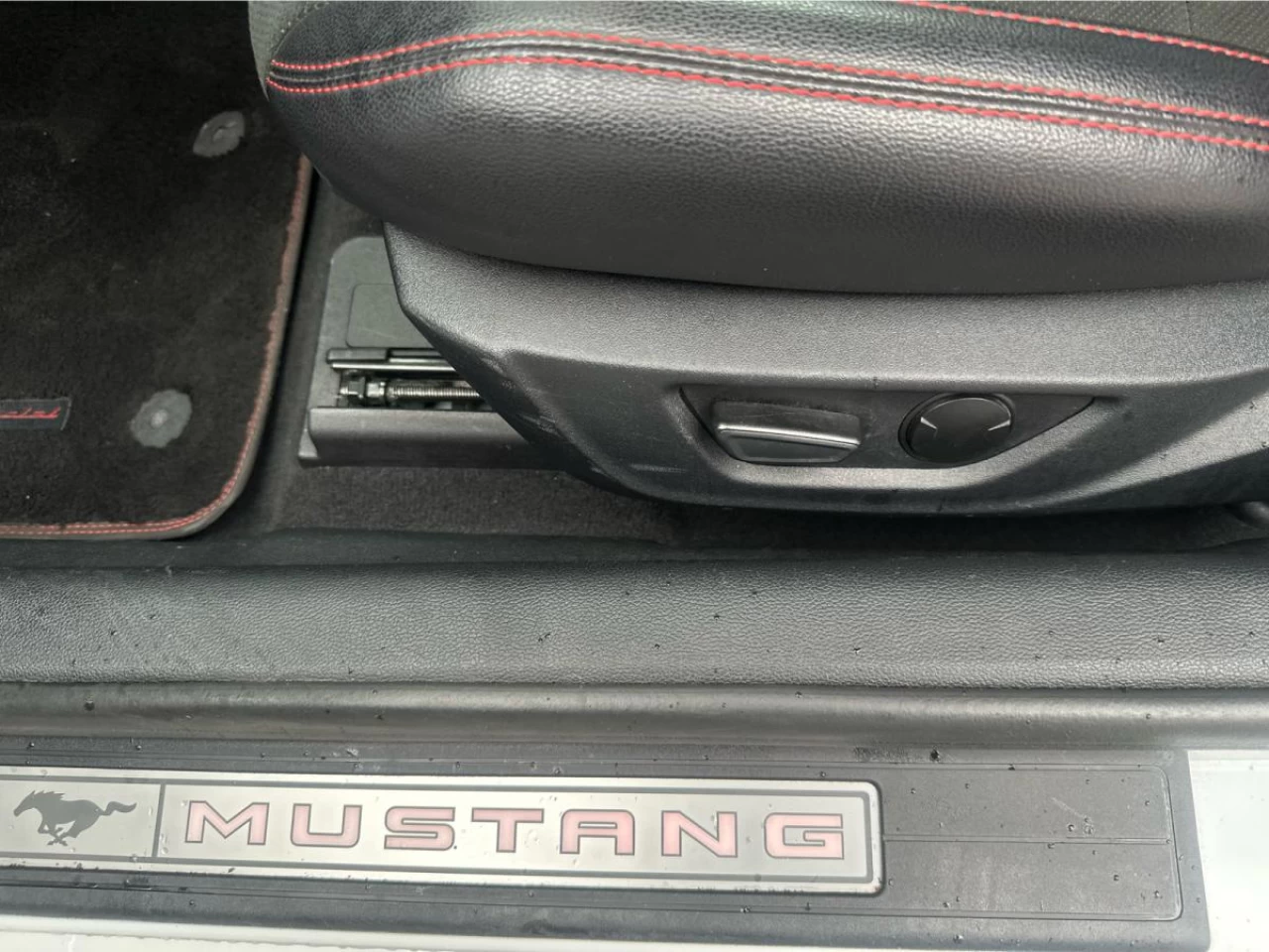 2022 Ford Mustang GT Premium Convertible Main Image