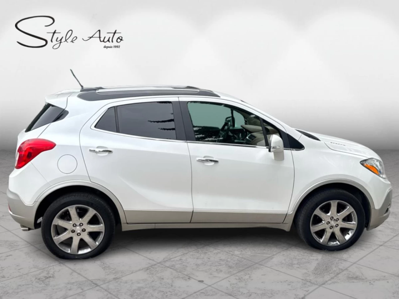 2016 Buick Encore AWD 4dr Premium Main Image