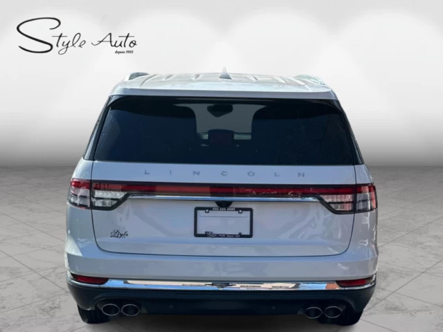 Lincoln Aviator Reserve AWD 7 pass 2023