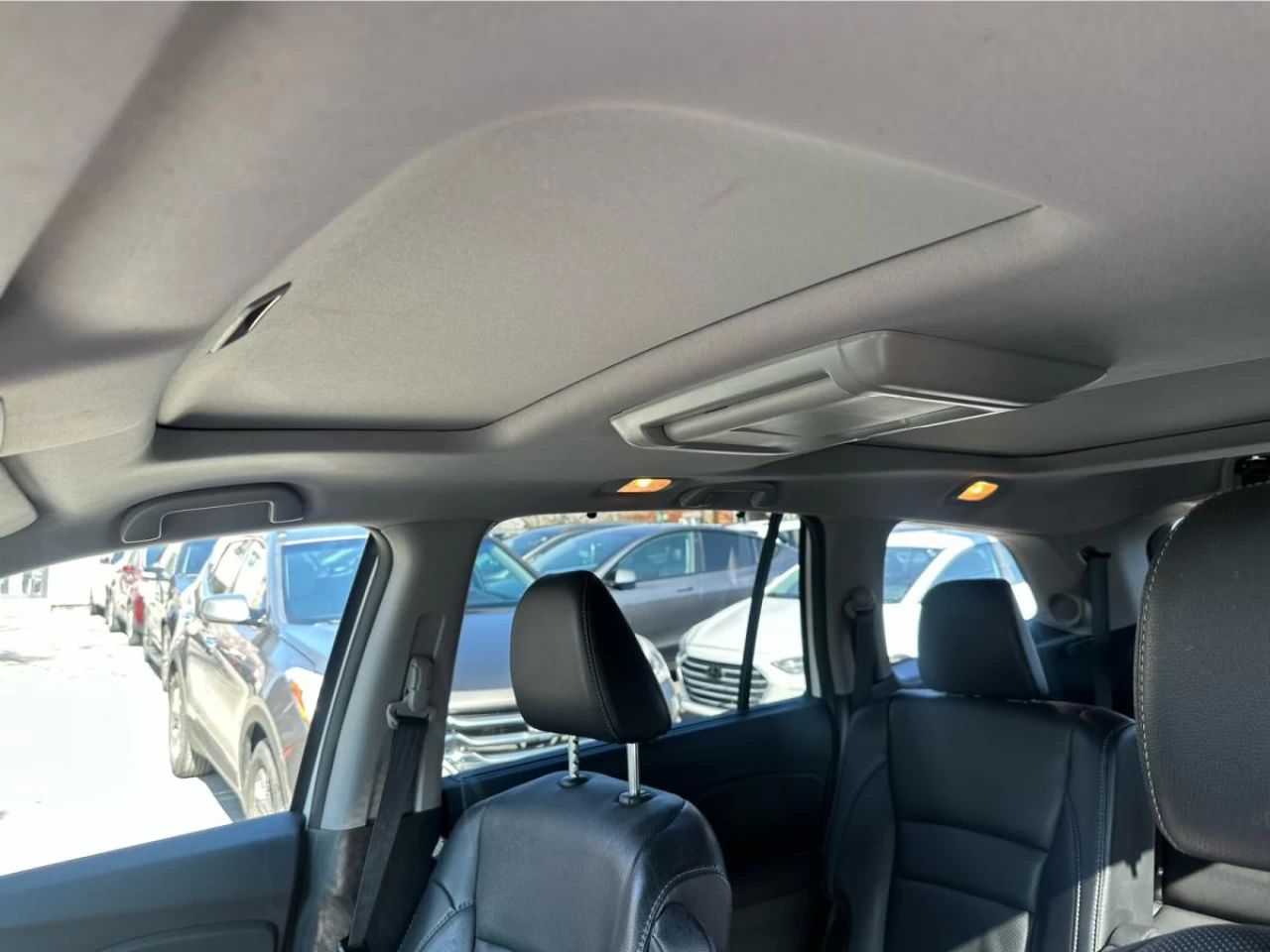 2017 Honda Pilot 4WD Touring Image principale