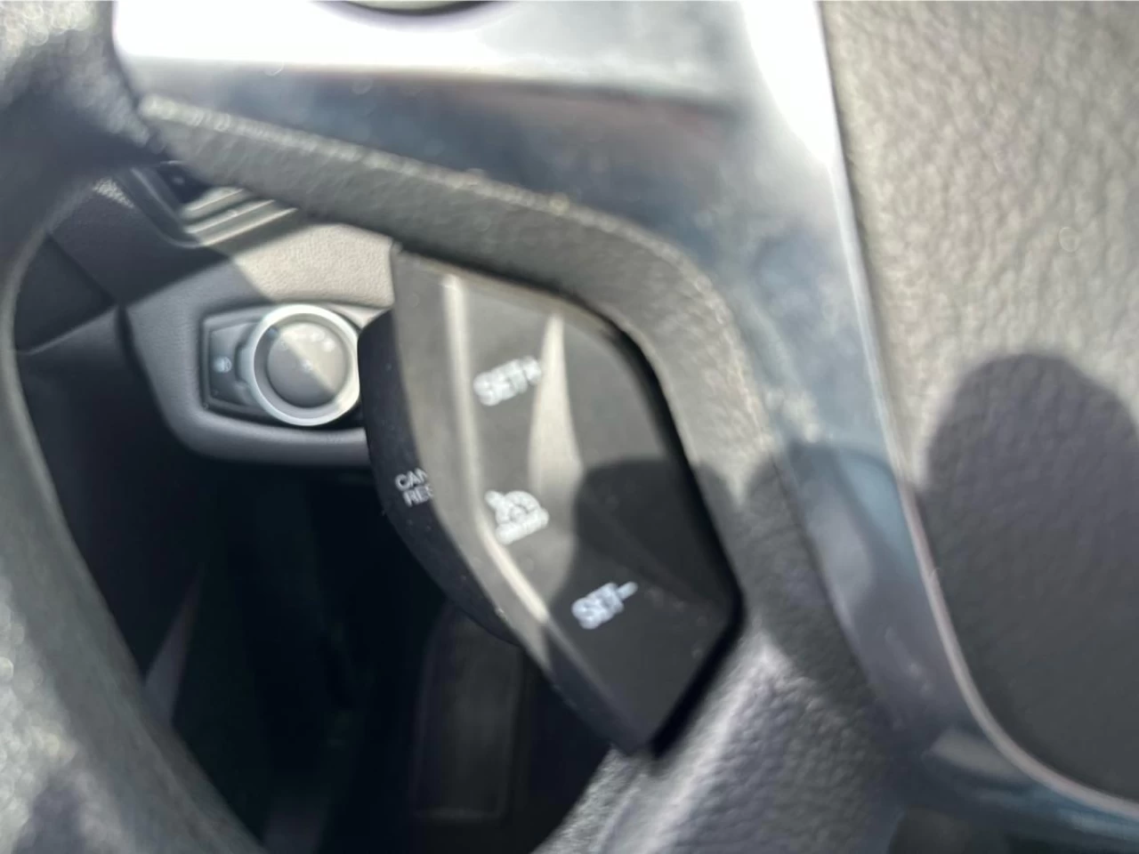 2015 Ford Escape 4dr SE Image principale