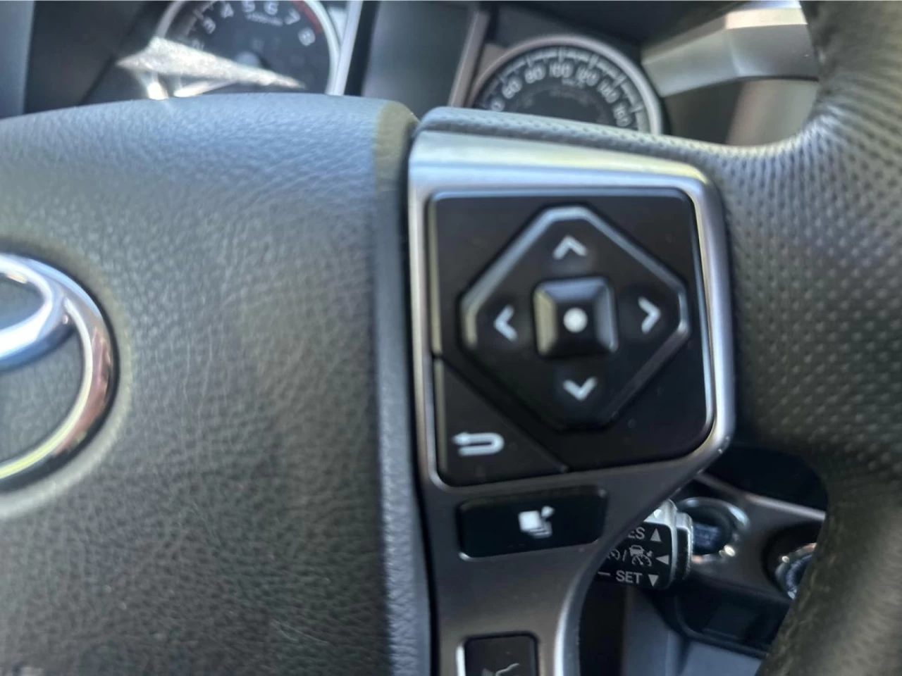 2023 Toyota Tacoma 4x4 Double Cab Auto Image principale