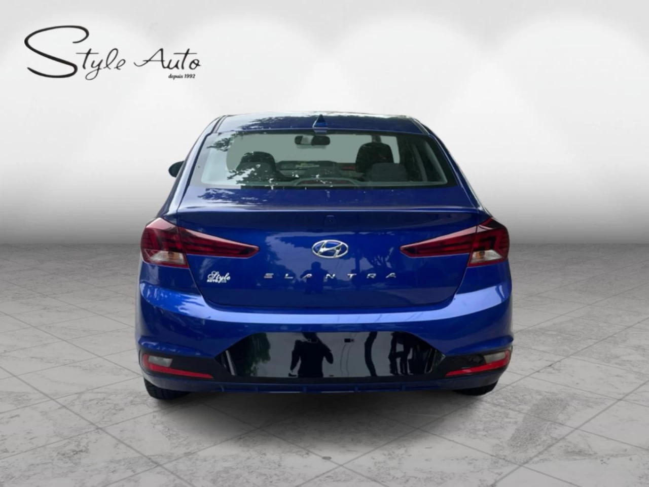 2020 Hyundai Elantra Preferred IVT Main Image