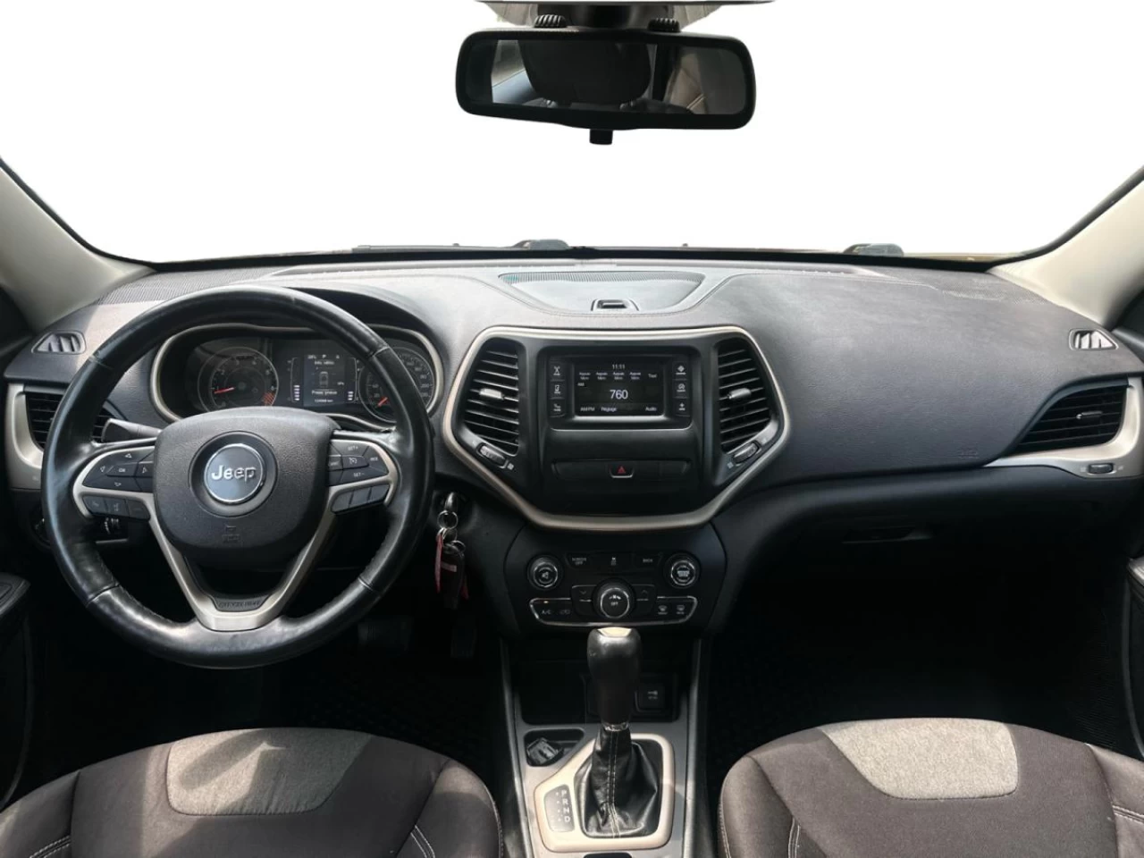 2015 Jeep Cherokee FWD 4dr Sport Image principale