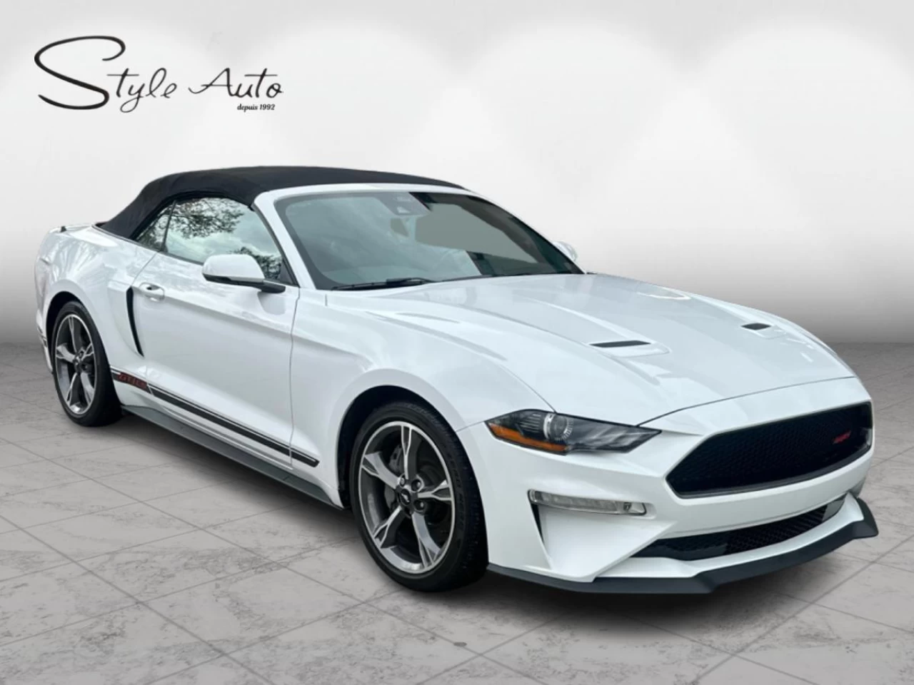 2022 Ford Mustang GT Premium Convertible Main Image
