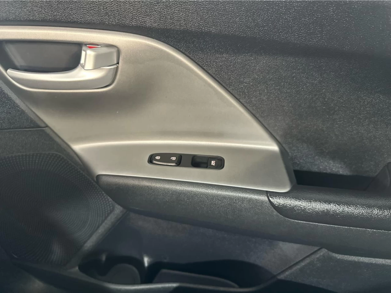 2021 Kia Niro EX FWD Main Image
