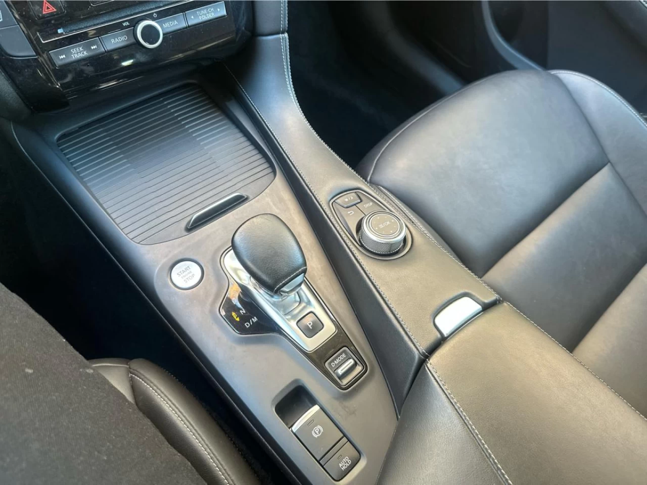 2021 Infiniti QX50 LUXE AWD Main Image