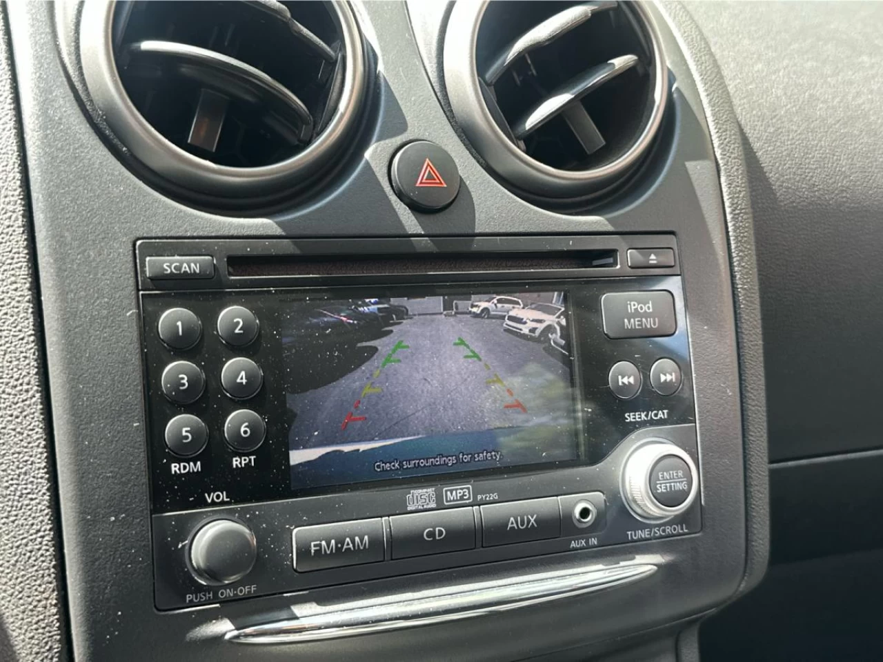 2011 Nissan Rogue FWD 4dr SV Image principale