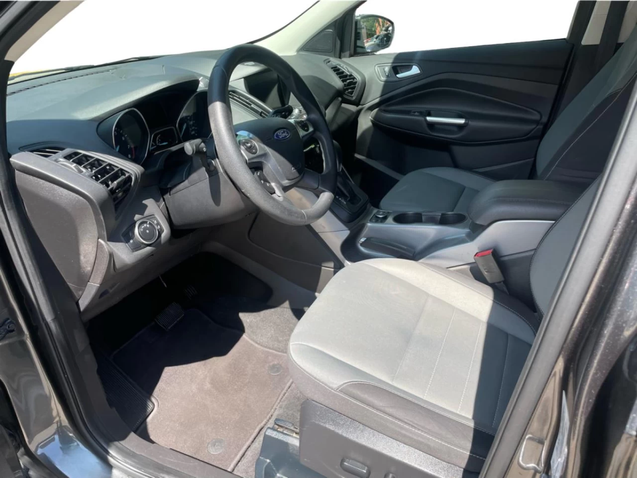 2016 Ford Escape 4WD SE Image principale