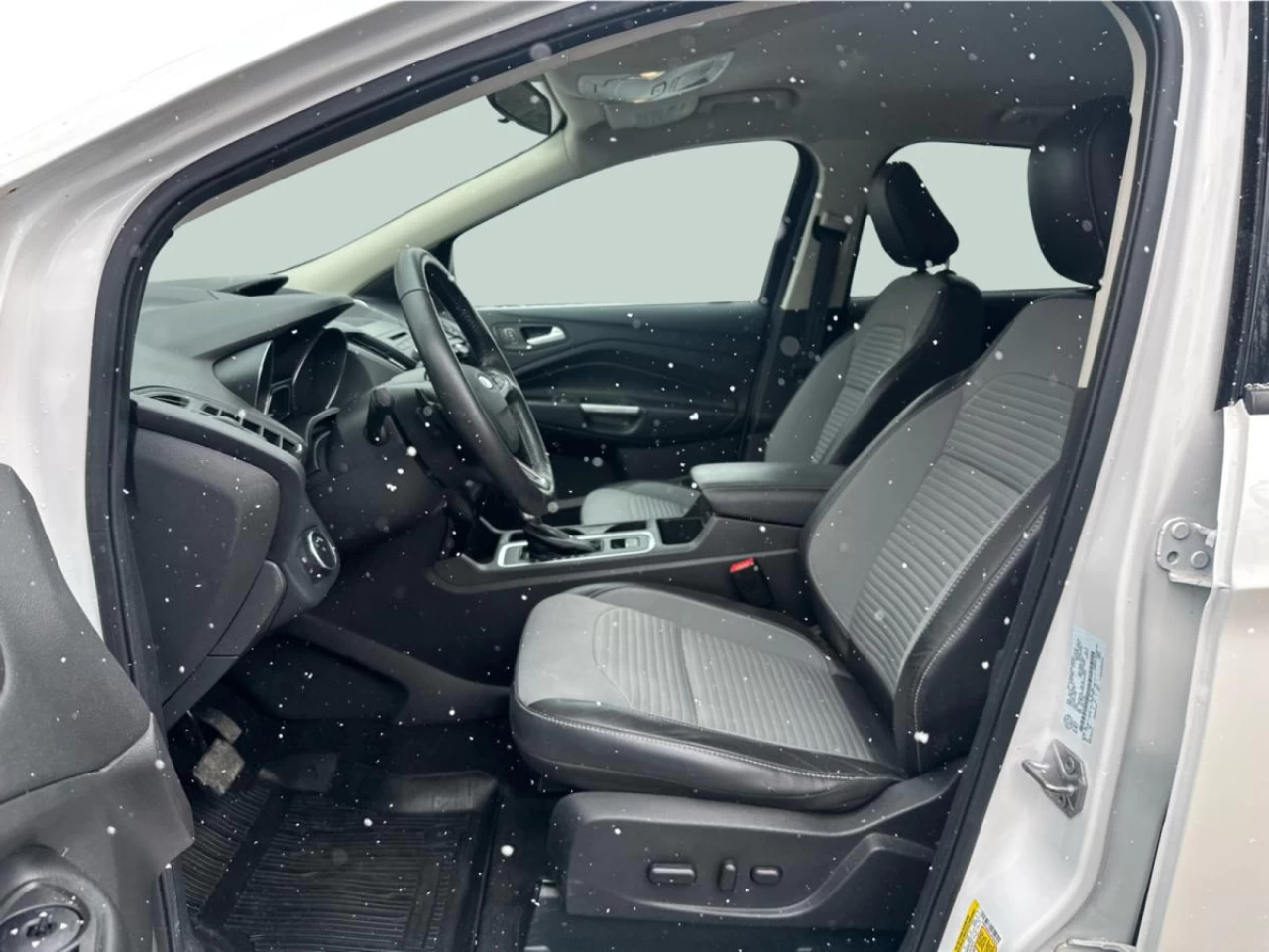 2018 Ford Escape SE 4WD Image principale