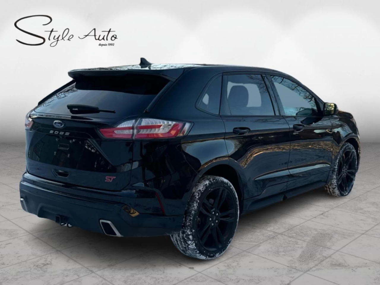2022 Ford Edge ST AWD Image principale