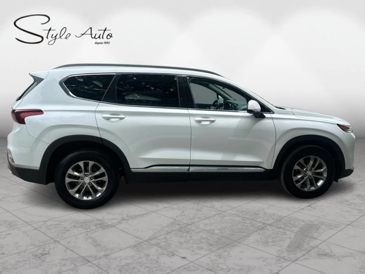 2020 Hyundai Santa Fe 2.4L Essential AWD Image principale