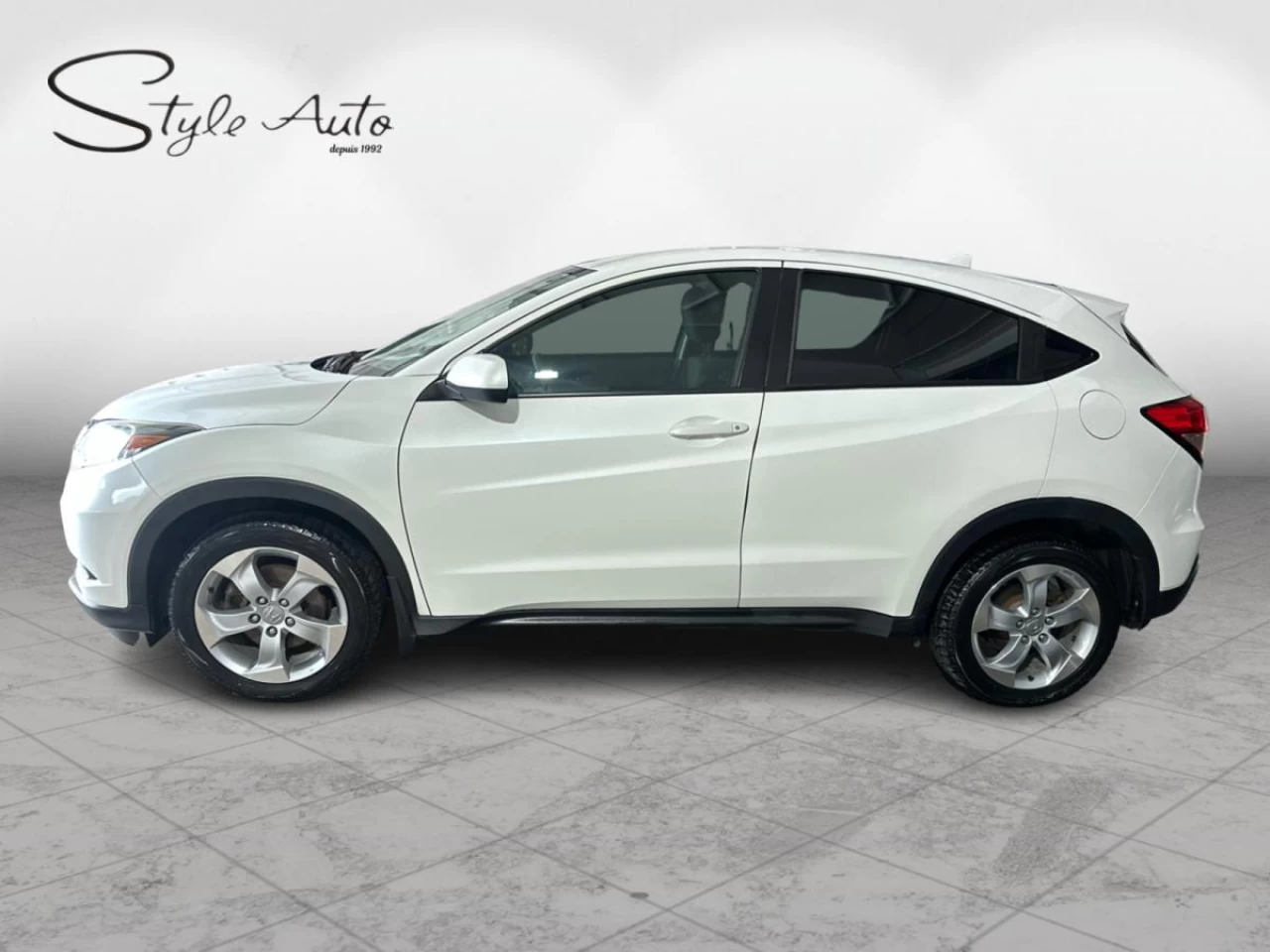 2016 Honda HR-V 4WD LX CVT Image principale