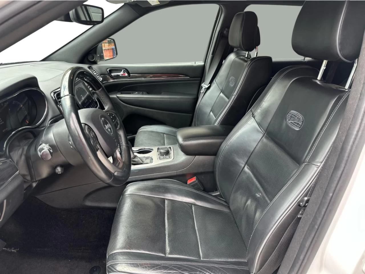 2019 Jeep Grand Cherokee Overland 4x4 Image principale