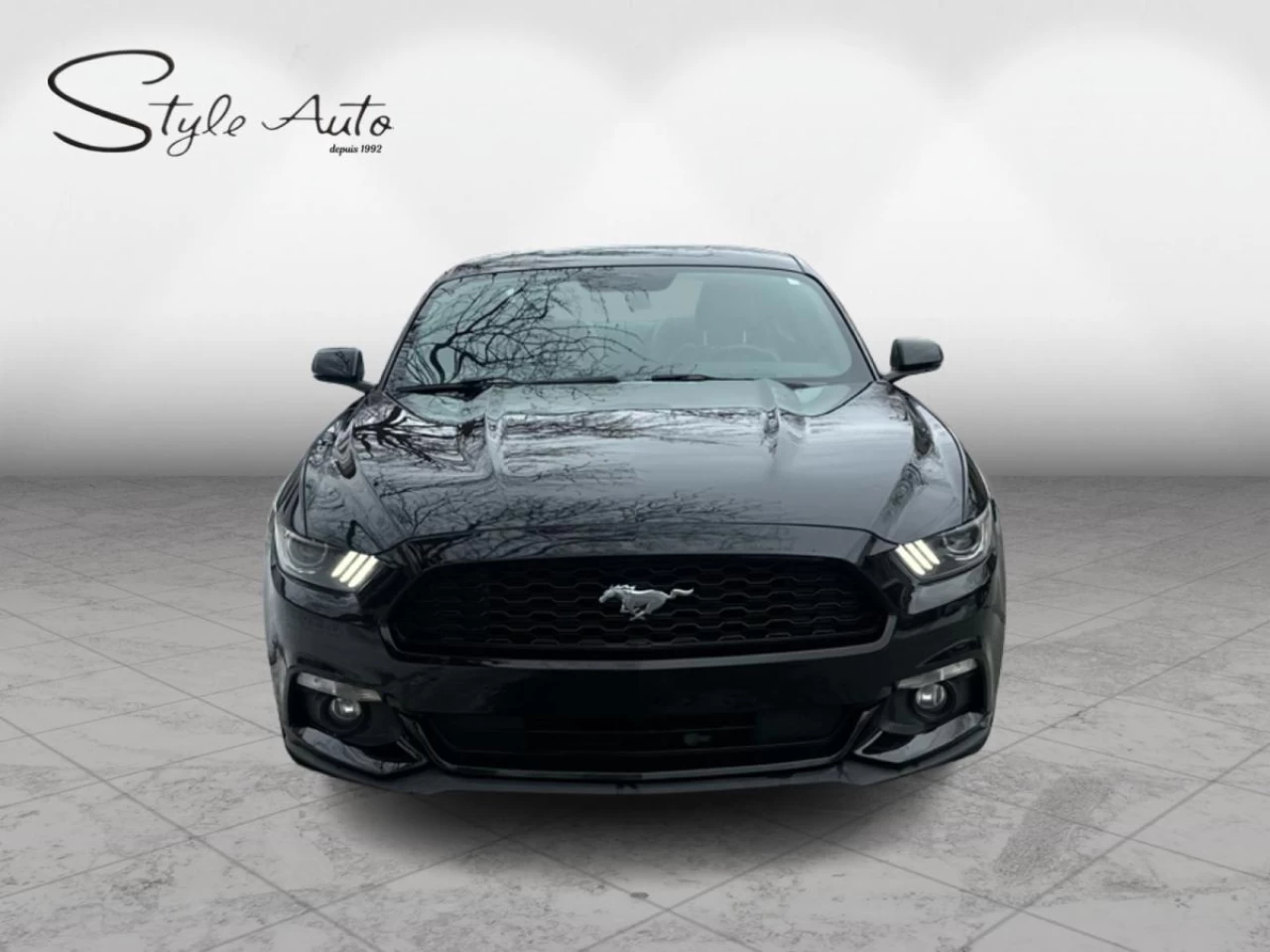2015 Ford Mustang Fastback EcoBoost Image principale