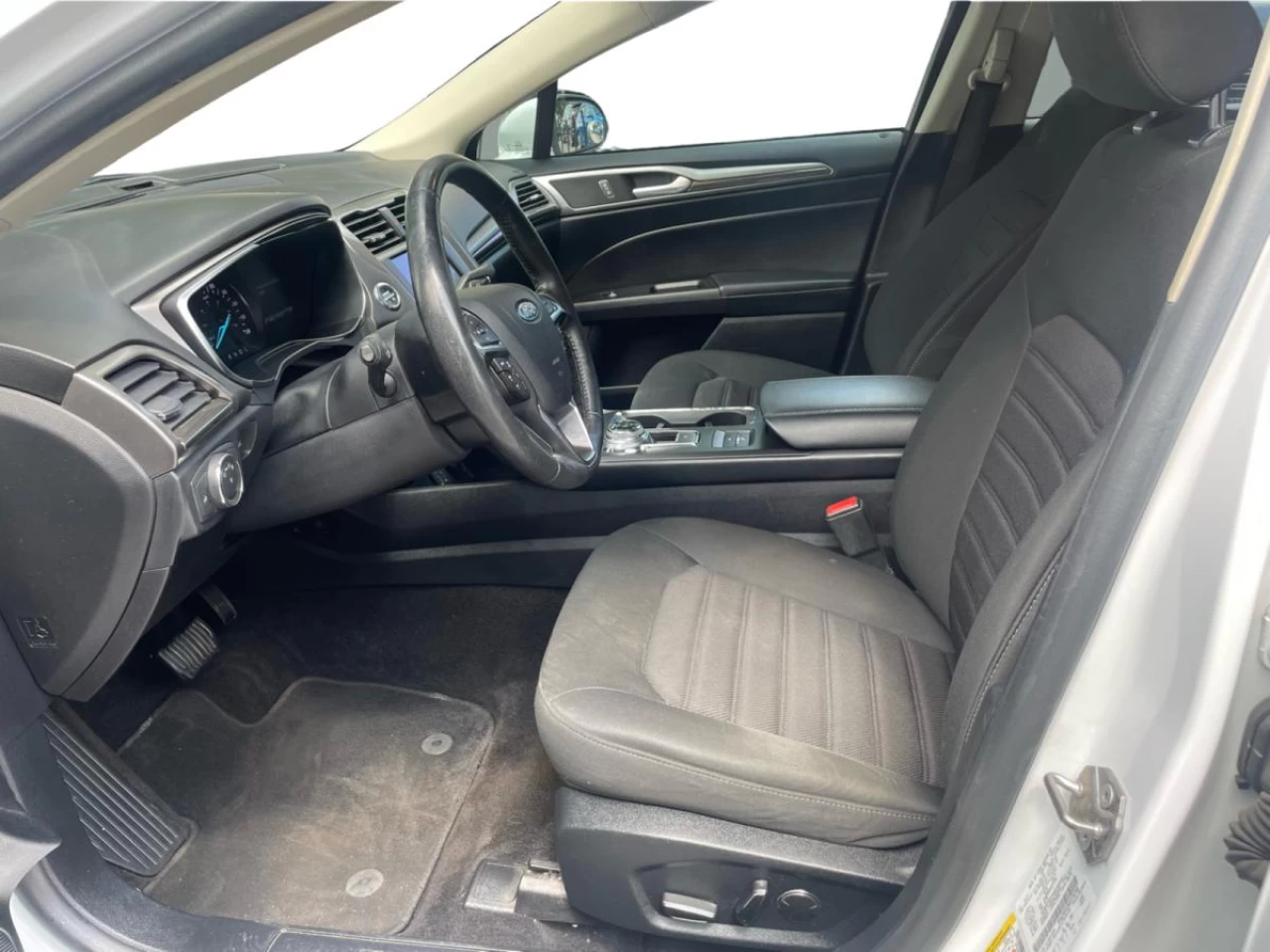 2019 Ford Fusion Energi SEL FWD Image principale