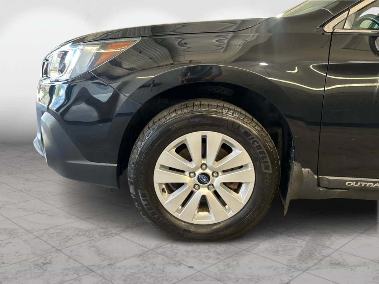2018 Subaru Outback 2.5i Touring Fully Loaded 4x4 roof Camera Image principale