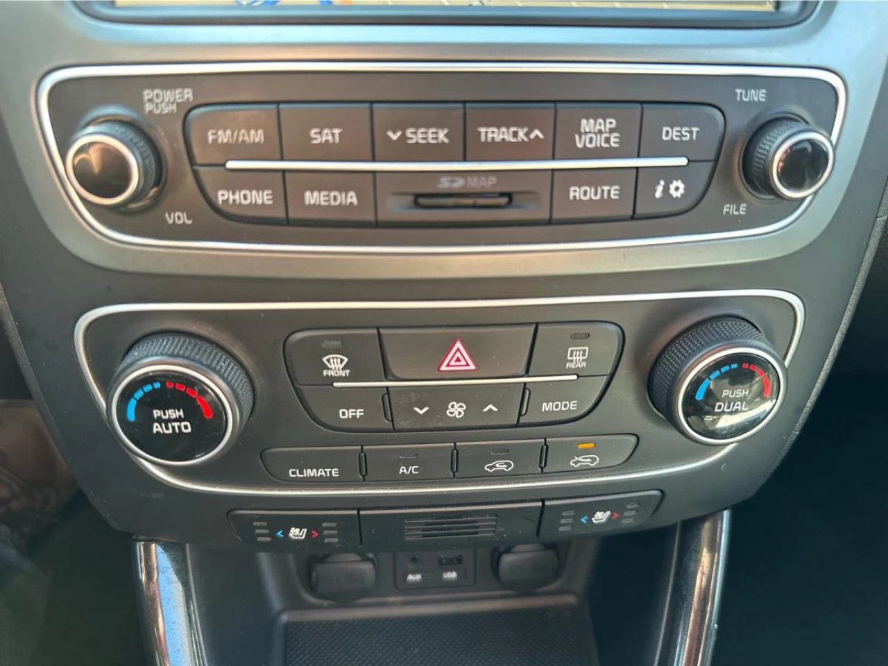 2015 Kia Sorento AWD V6 Auto SX Image principale