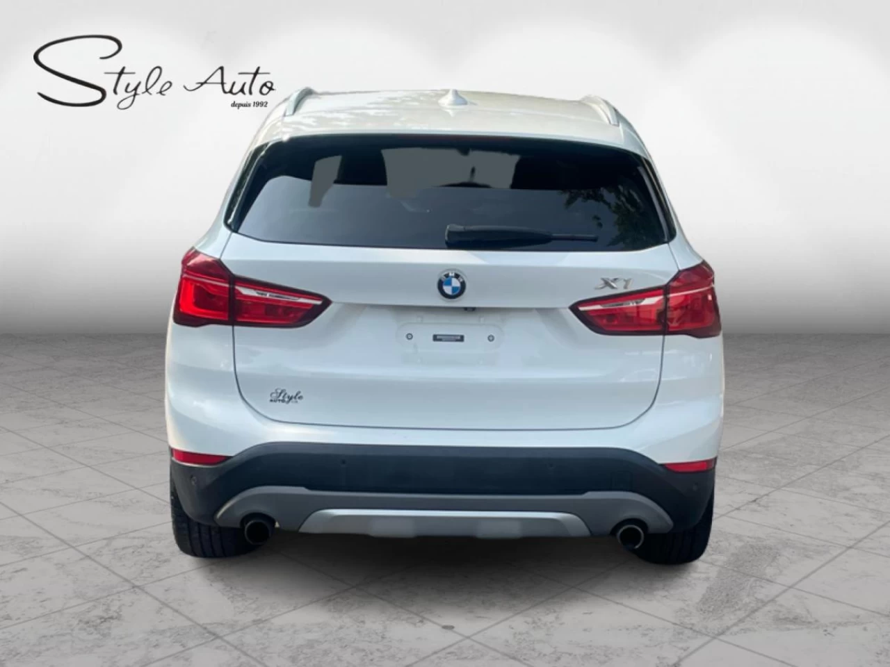 2017 BMW X1 AWD SAV Main Image