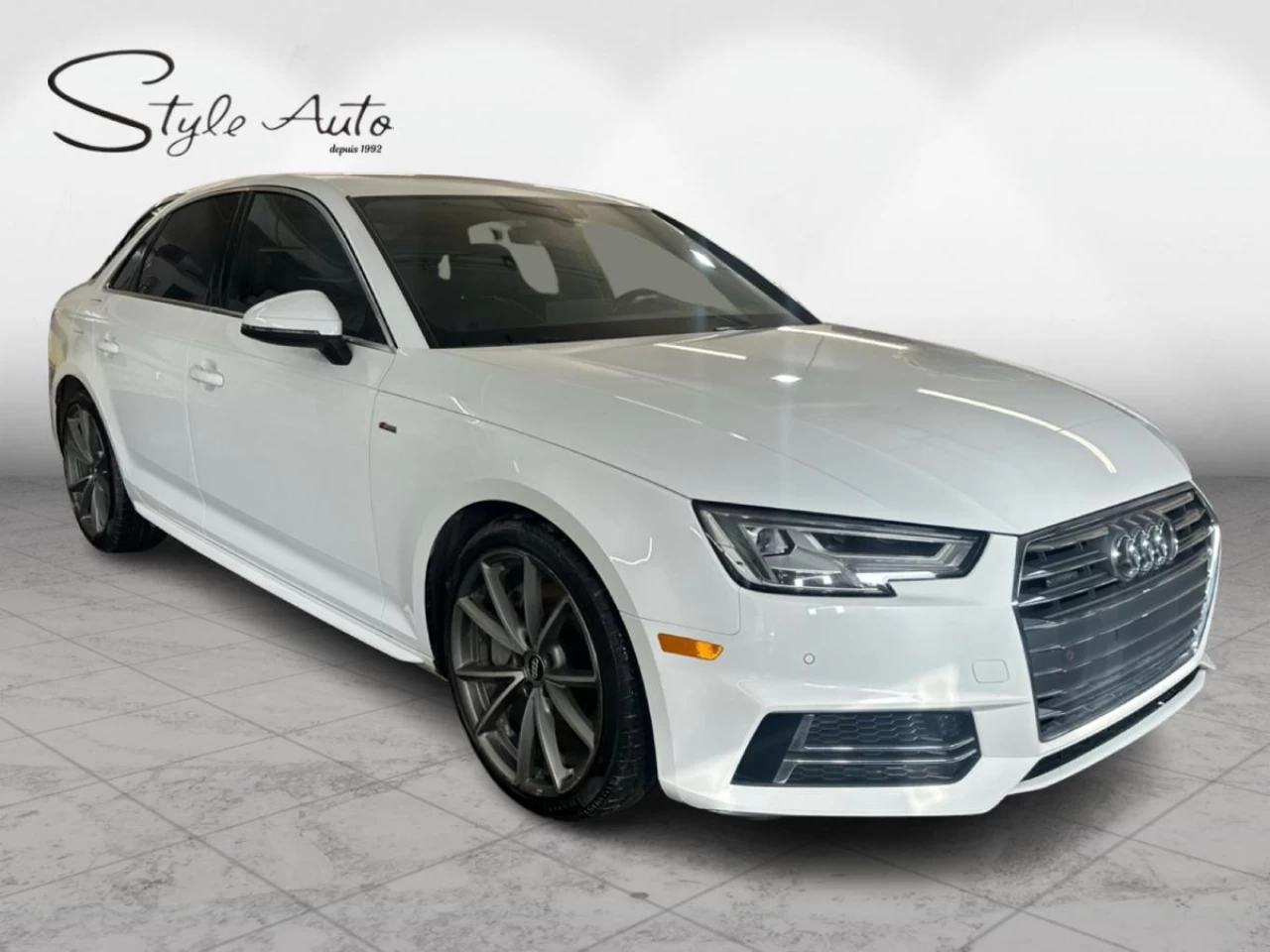 2017 Audi A4 Progressiv Quattro Main Image