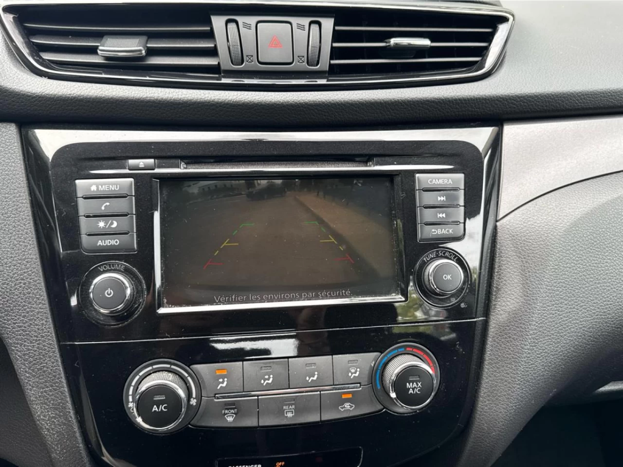 2019 Nissan Qashqai FWD S CVT Image principale
