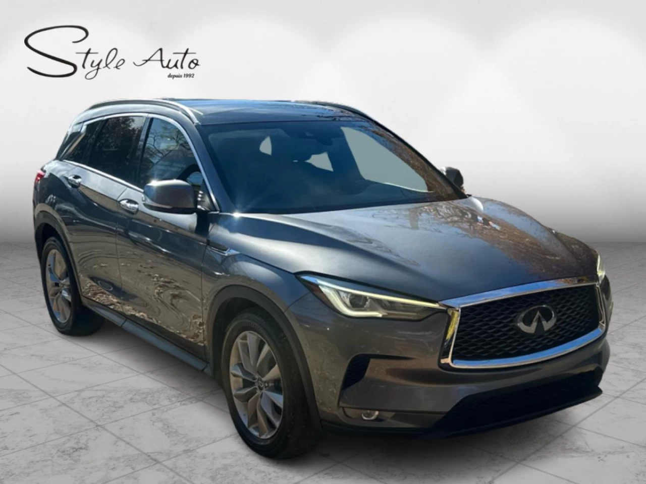 2021 Infiniti QX50 LUXE AWD Main Image