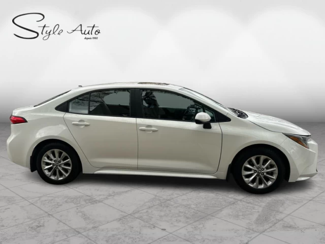Toyota Corolla LE CVT 2022