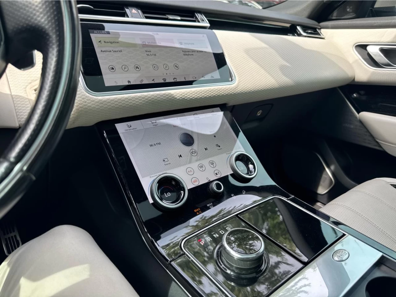2018 Land Rover Range Rover Velar D180 R-Dynamic SE Image principale