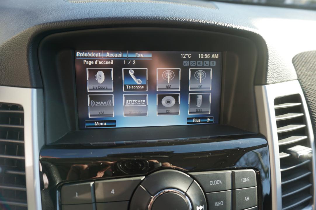 2016 Chevrolet Cruze LT w/1LT Aut Sun Roof Camera Bluetooth Main Image